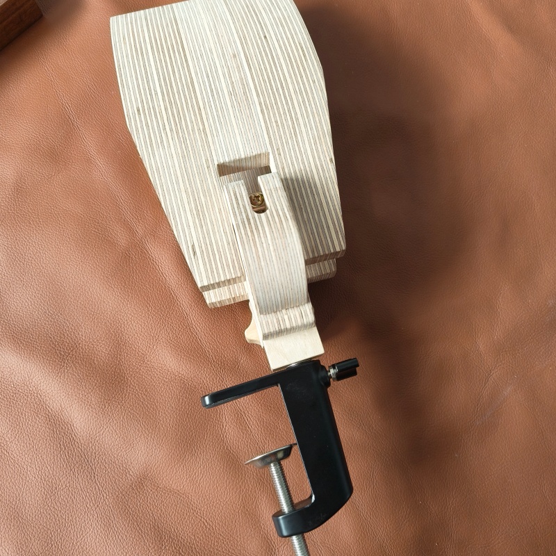 Stitching Pony (Wide)