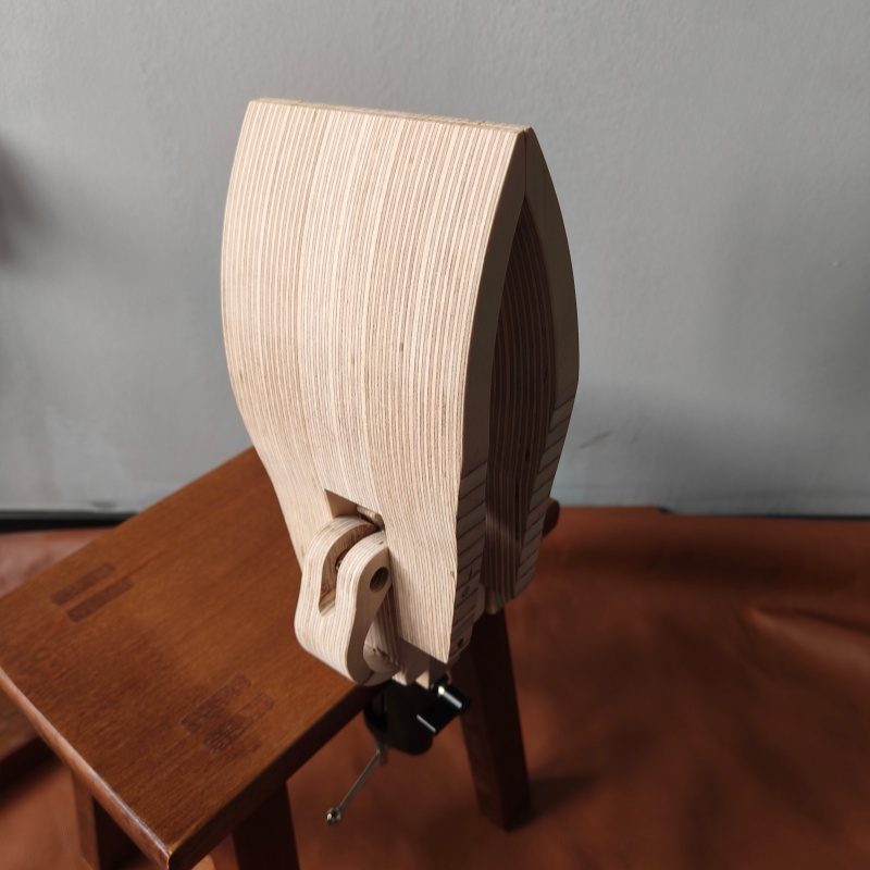 Stitching Pony (Wide)