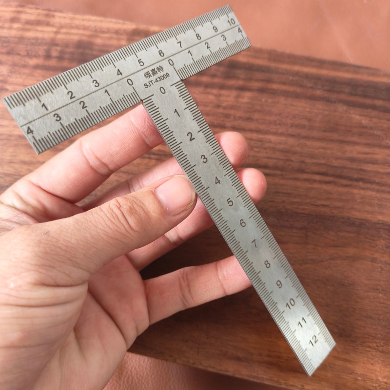 Square &T ruler