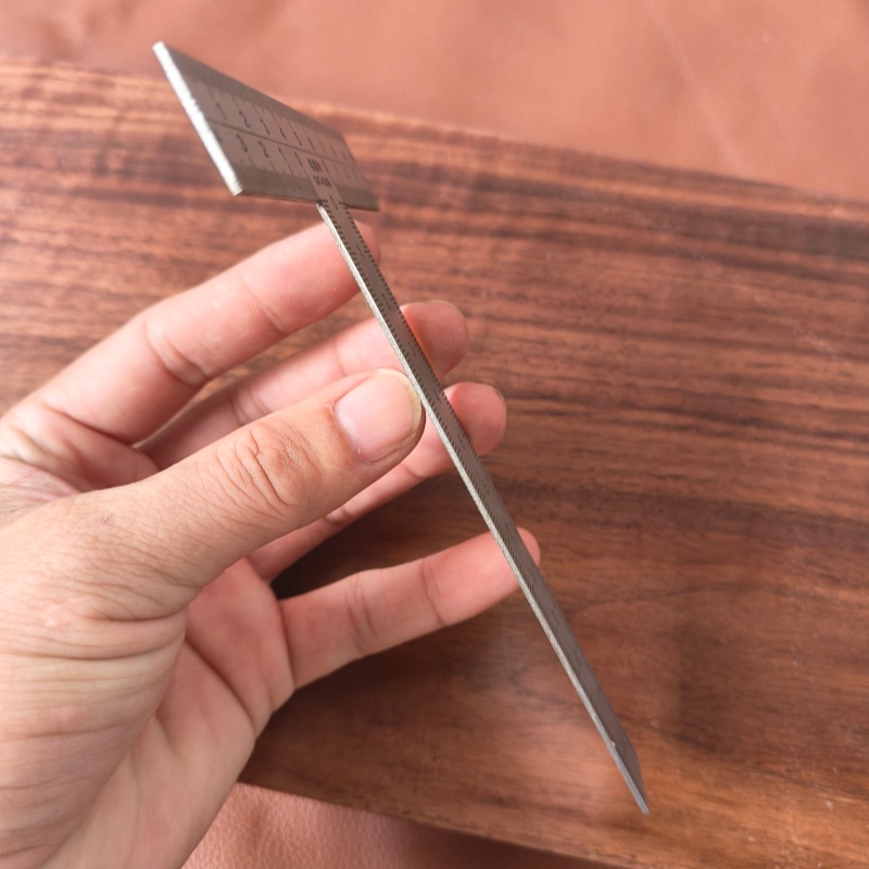 Square &T ruler
