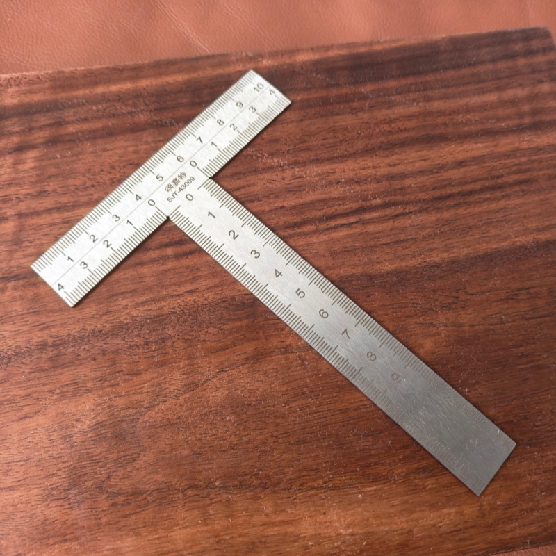 Square &T ruler