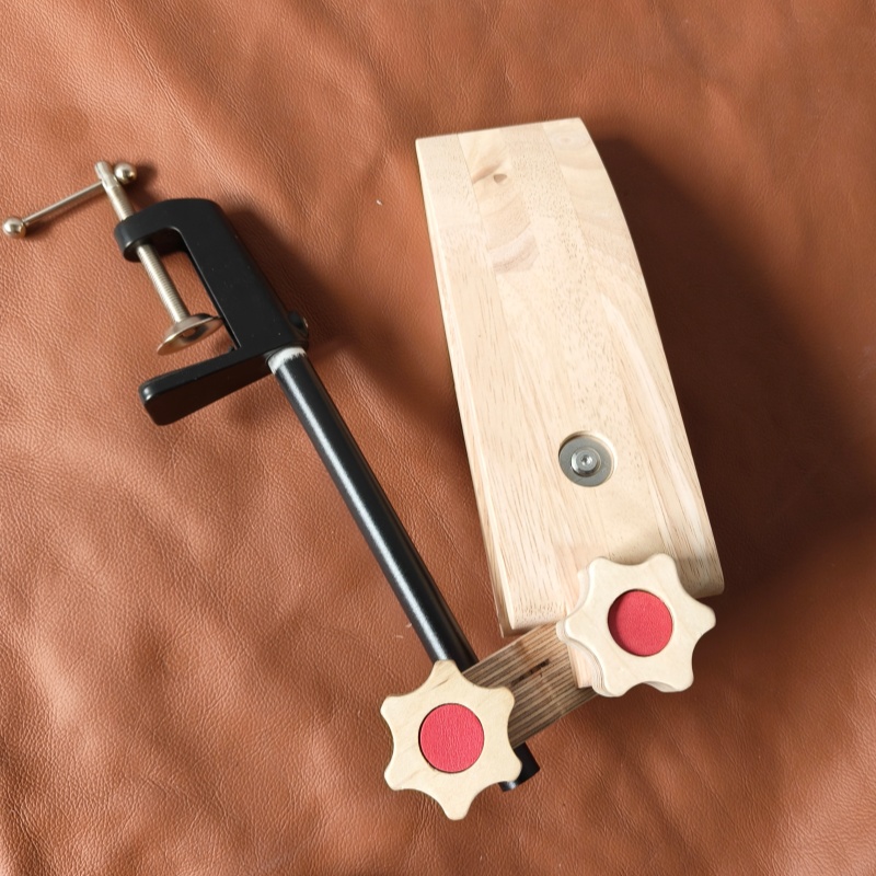 KL small liftable  pony (white oak)